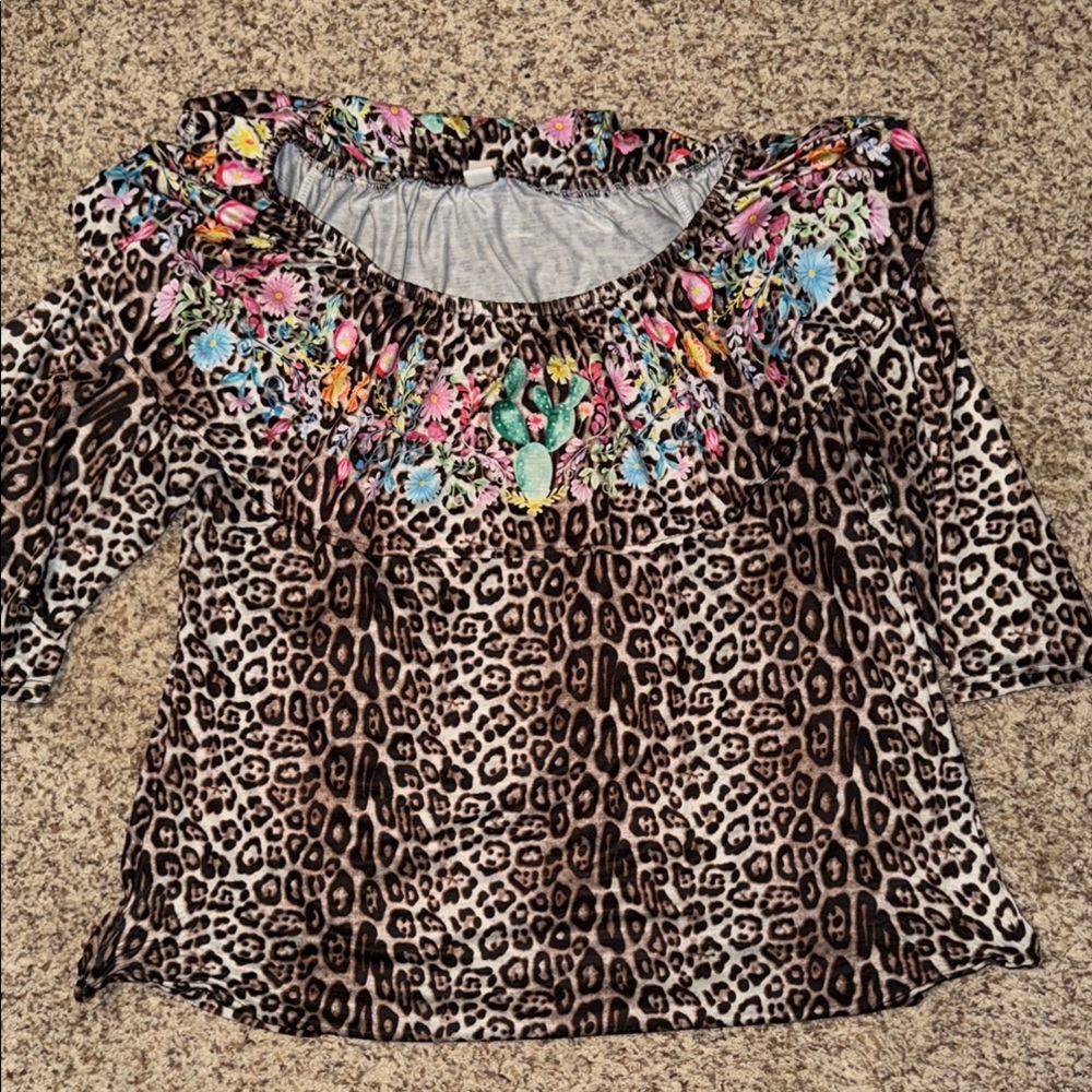 Giddy Up Glamour M 100% poly stretch off shoulder Leopard Print Women's Top
